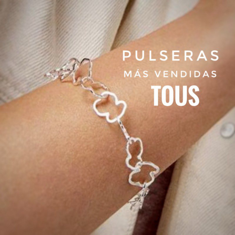 Brazo de mujer con pulsera Tous de ositos entrelazados más vendida