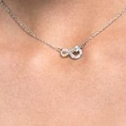 Swarovski collar. Ebarosky evarosky evaroski