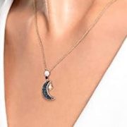 Swaroski collar. Ebarosky evarosky colgantes evaroski. Penjoll Swarovski