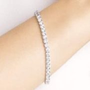 Swarovski pulseras y joyas para regalar.